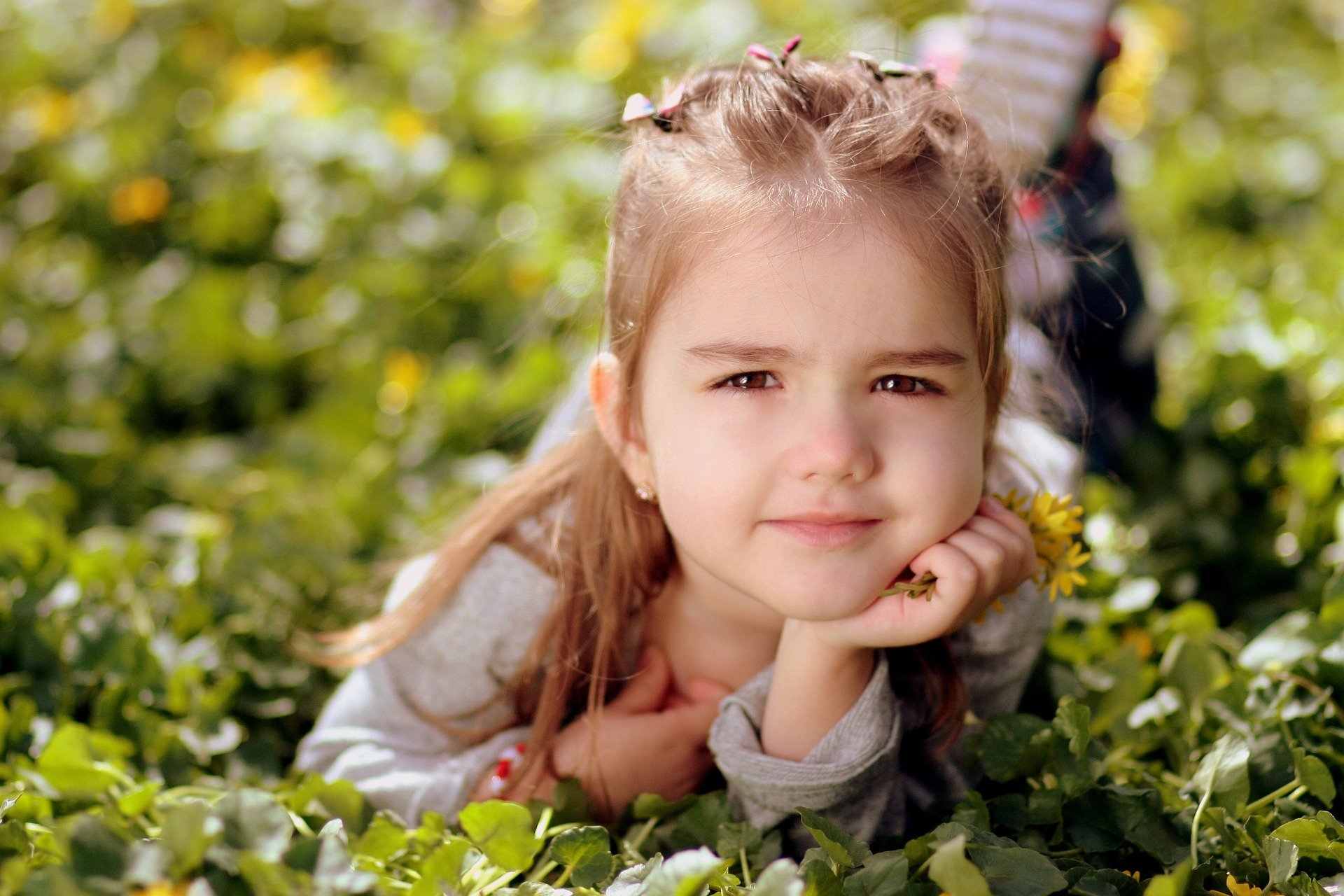 girl-1250679_1920